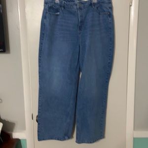 Old Navy wide-leg jeans.